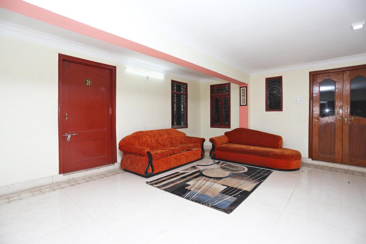 Oyo 14354 Amar Marriage Palace Hotel Dharmpura Kültér fotó